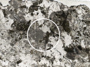 Using X‐ray Fluorescence to Examine Ancient Maya Granite Ground Stone in Belize